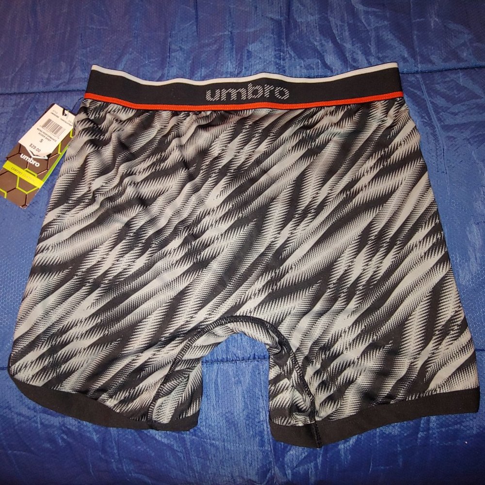 Umbro Trunks Small - Picture 2 of 4